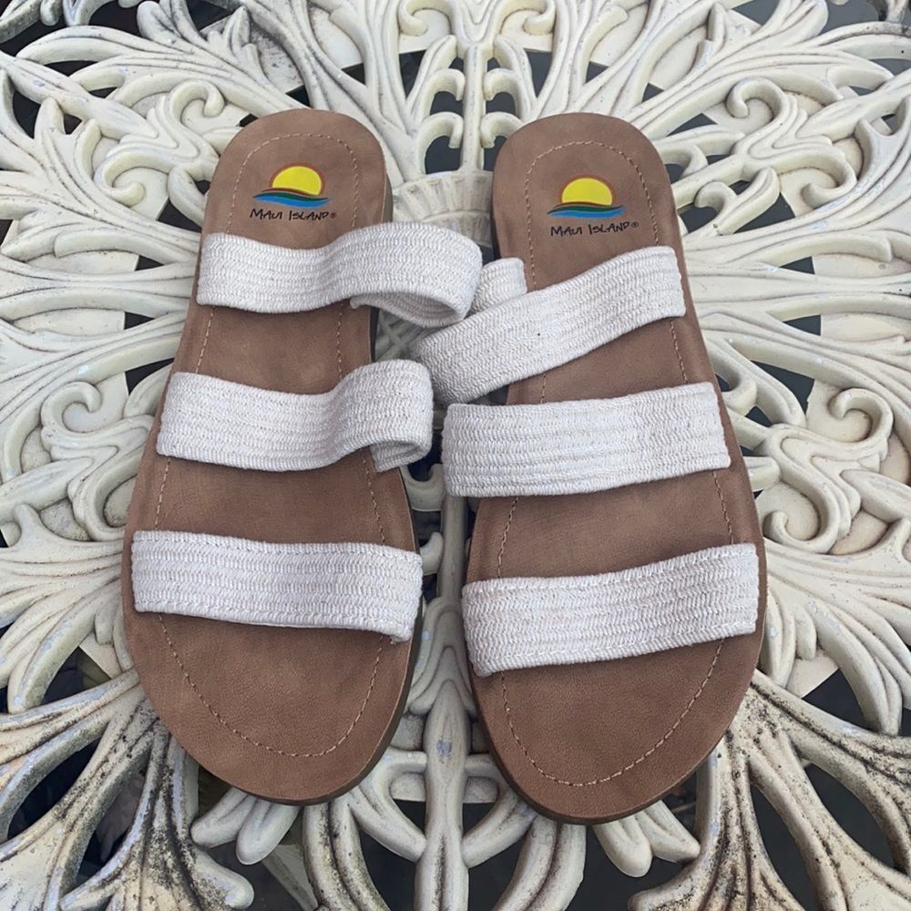 Maui Island sandals sz 10